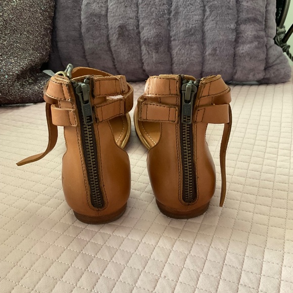 NEW_7.5 M - Women Frye Tan Carson Knotted Ballet Shoe - Picture 3 of 9